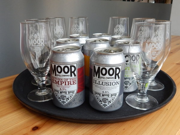 Moor cans