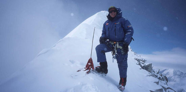 Hinkes on mountain